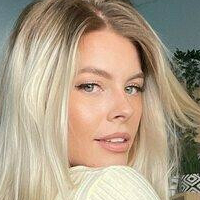 spilled_milk Meztelen