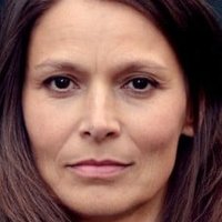 Stefanie Schmid Meztelen