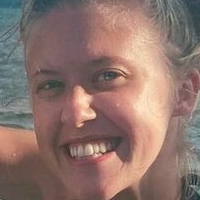 Steph Field Meztelen