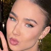 StewardSabrina Meztelen