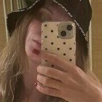 Stina Viktoria Åsberg Meztelen