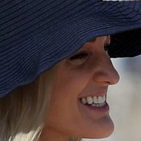 Storm Keating Meztelen