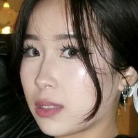Suhwiena Meztelen