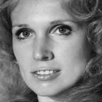 Susan Anspach Meztelen