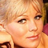 Susan Denberg Meztelen