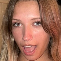 Sylvia Paige Meztelen