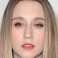 Taissa Farmiga Meztelen