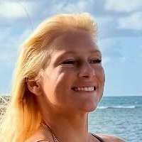 Tatiana Weston-Webb Meztelen