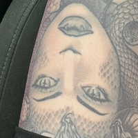 tattoos.legs.nylons.free Meztelen