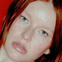 Thali Bouchard Meztelen