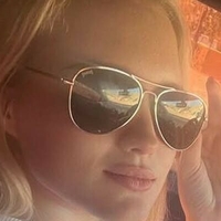 Thea Booysen Meztelen