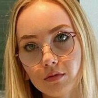 thestepdaughter Meztelen
