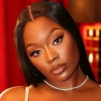 ThisShitLuxury Meztelen