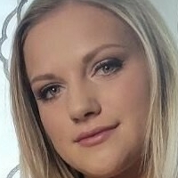Tinyhotwife98 Meztelen