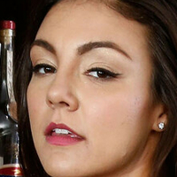 Tomi Taylor Meztelen