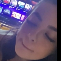 Tylenaaa Meztelen