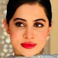 Urfi Javed Meztelen