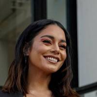 Vanessa Hudgens Meztelen