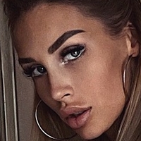 Vika Devil Meztelen