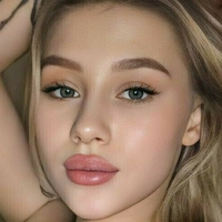 vika_friendly Meztelen