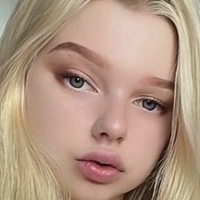 White VIky Meztelen