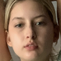 Whosbeth Meztelen