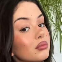 WoIstLena Meztelen