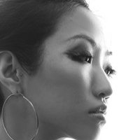 Xiren Wang Meztelen