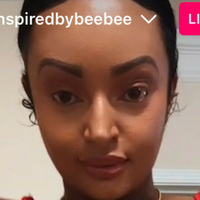 xxxbeebee Meztelen