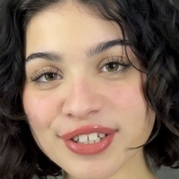 Yasmin Bal Meztelen