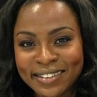 Yetide Badaki Meztelen