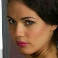 Zayda J Meztelen
