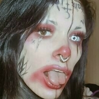 zeenosferatu Meztelen