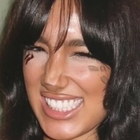 Zoe Müllner Meztelen